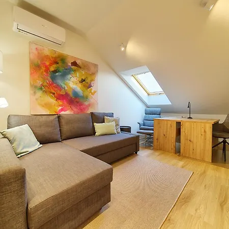 Reja Comfy Elegance By Bookinghost Daire Wroclaw