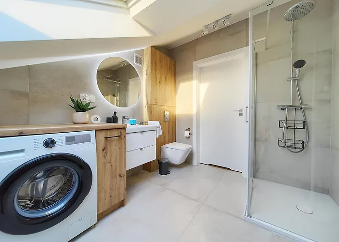 Reja Comfy Elegance By Bookinghost Daire *