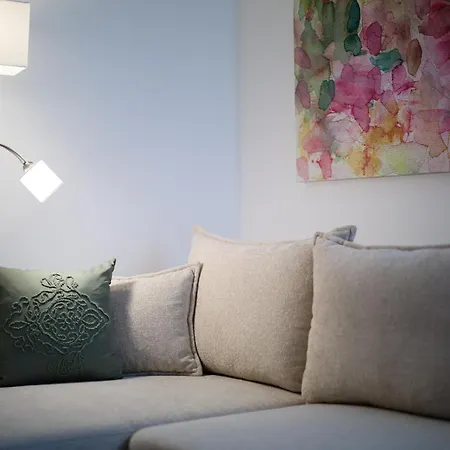 Апартаменты Reja Comfy Elegance By Bookinghost *