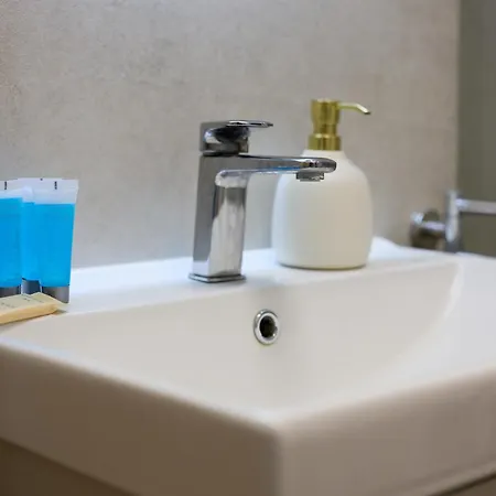 Reja Comfy Elegance By Bookinghost Апартаменты