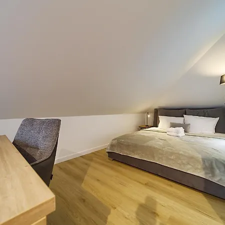 Reja Comfy Elegance By Bookinghost Апартаменты