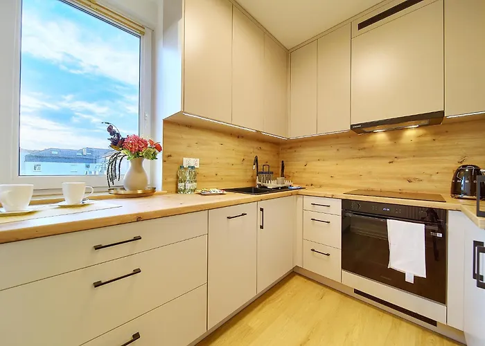 Reja Comfy Elegance By Bookinghost Apartament