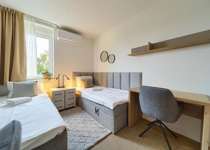 Apartament Reja Comfy Elegance By Bookinghost