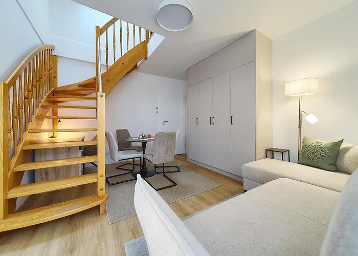 Reja Comfy Elegance By Bookinghost * Wrocław